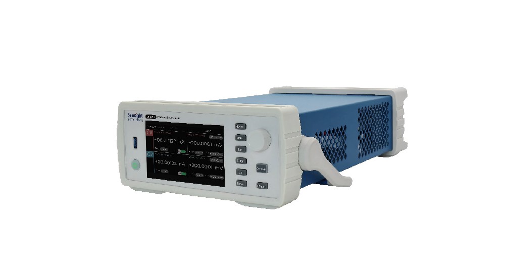 高精度台式源表